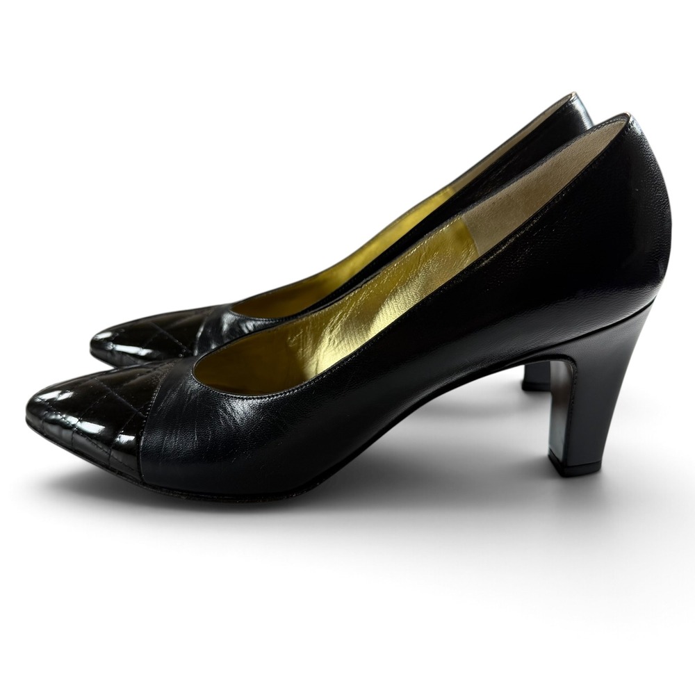 Bruno Magli Black Leather Quilted Patent Cap Toe Pumps Heels Italy 8 AAA